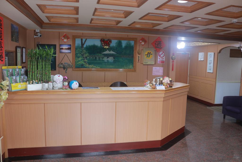 Wankou Hotel Zhongzheng  Exterior photo